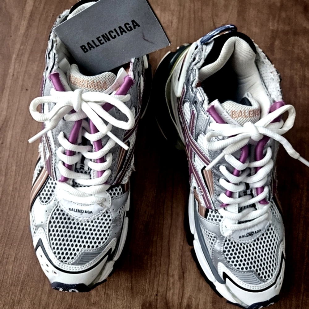 Balenciaga Multicolor Runner Sneakers Size 40 (U.S. 7) - Picture 5 of 12
